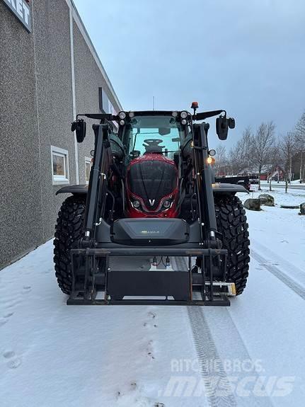 Valtra N175A Tractores