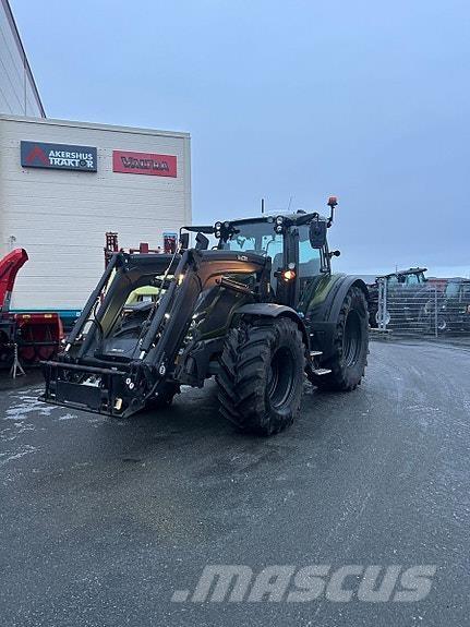 Valtra N175D Tractores