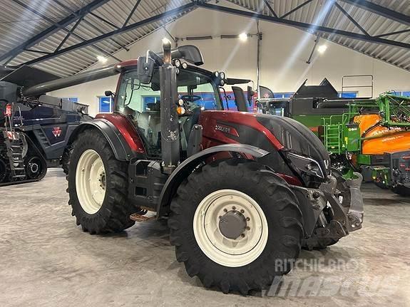 Valtra T234 Tractores