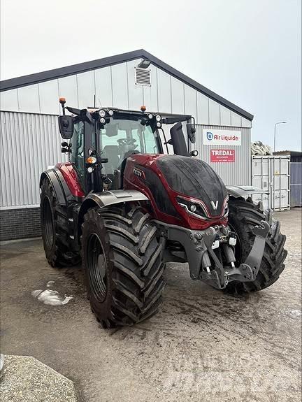 Valtra T235D Tractores