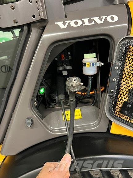 Volvo JL25H Cargadoras sobre ruedas