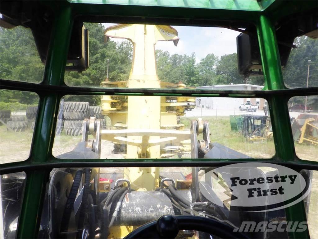 John Deere 843K Taladoras apiladoras