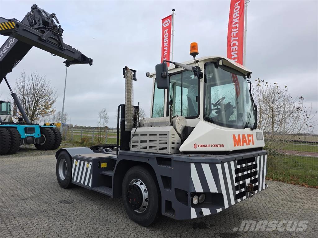 Mafi R332 4x4 Tractocamiones para terminales