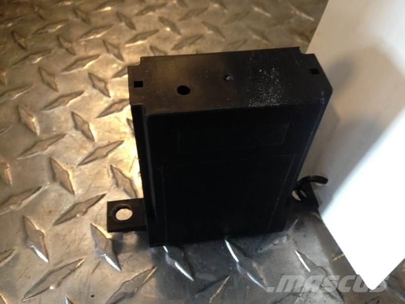 Mack M741 Componentes electrónicos