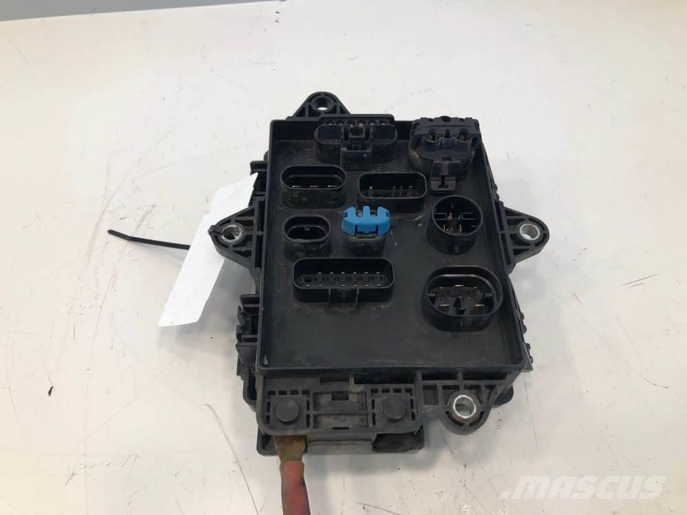 Volvo VNL Componentes electrónicos