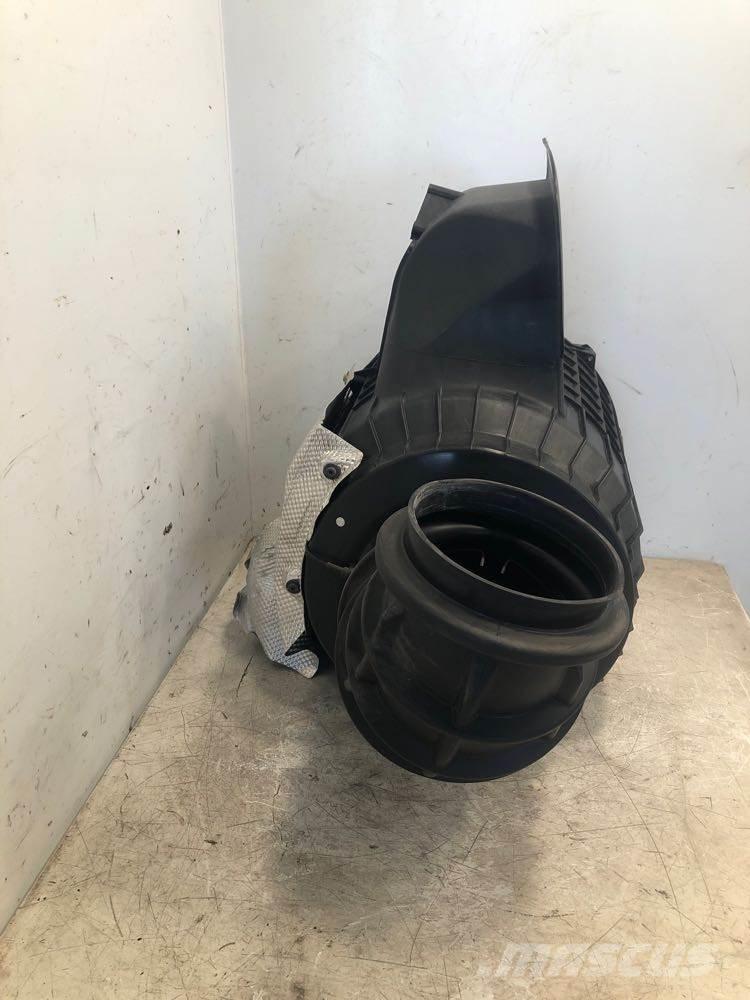 Volvo VNL Otros componentes