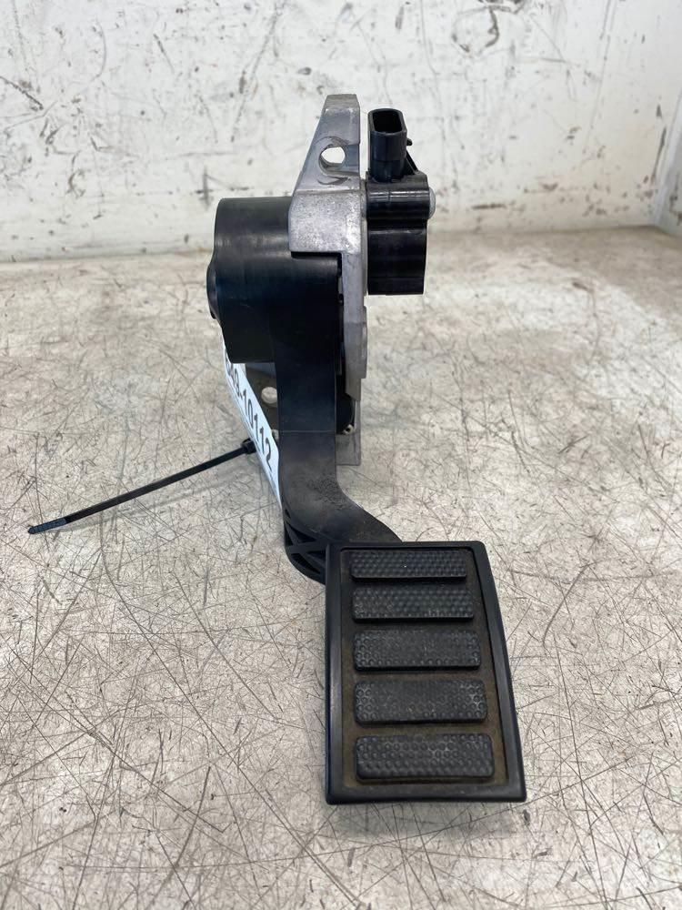 Volvo VNL Otros componentes