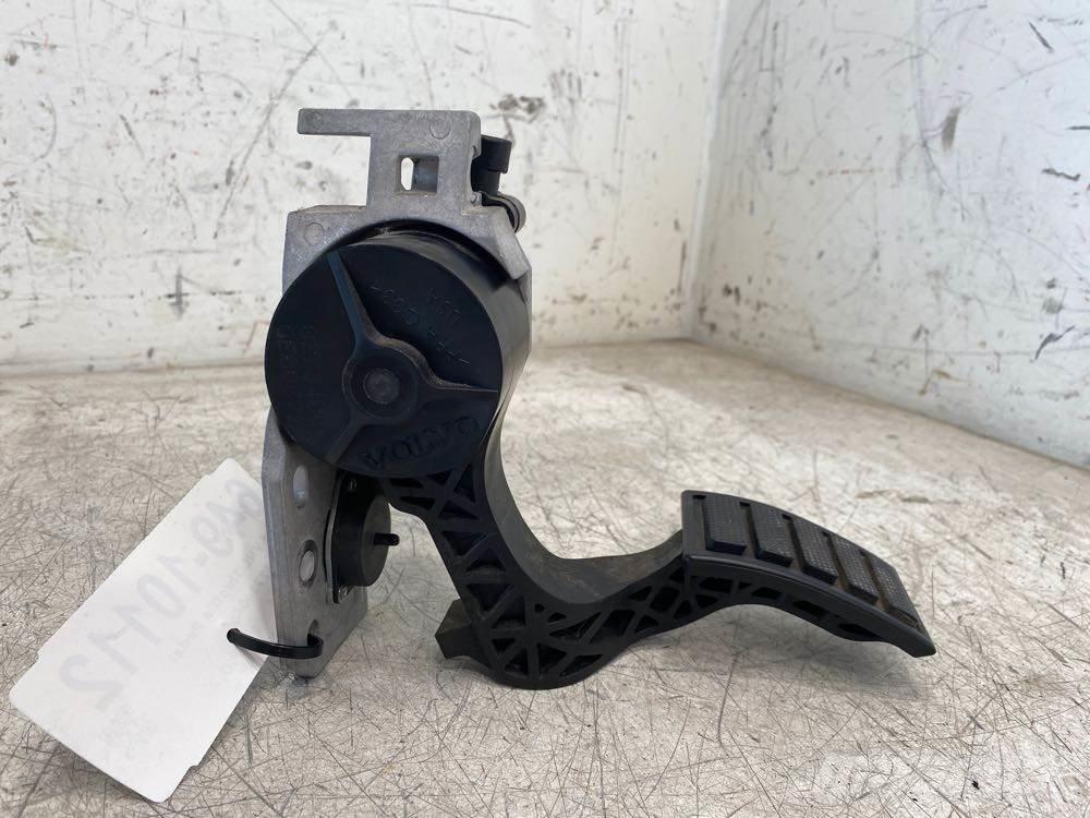 Volvo VNL Otros componentes