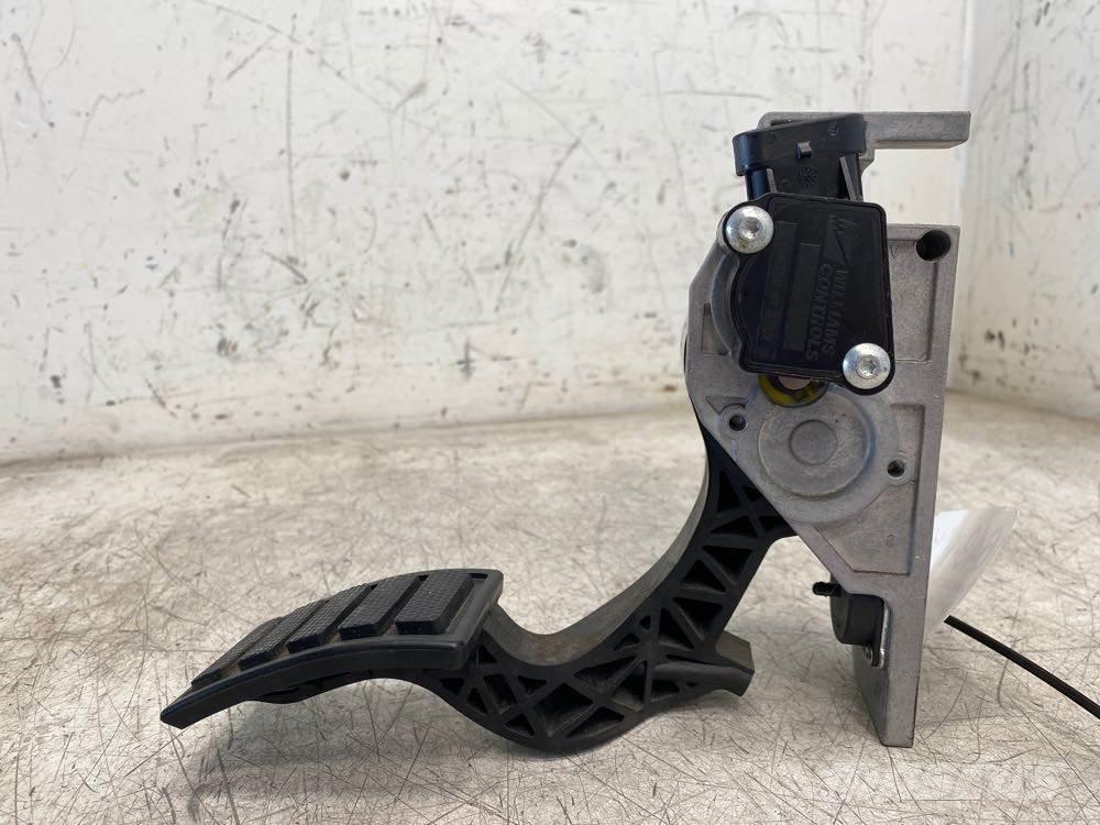 Volvo VNL Otros componentes