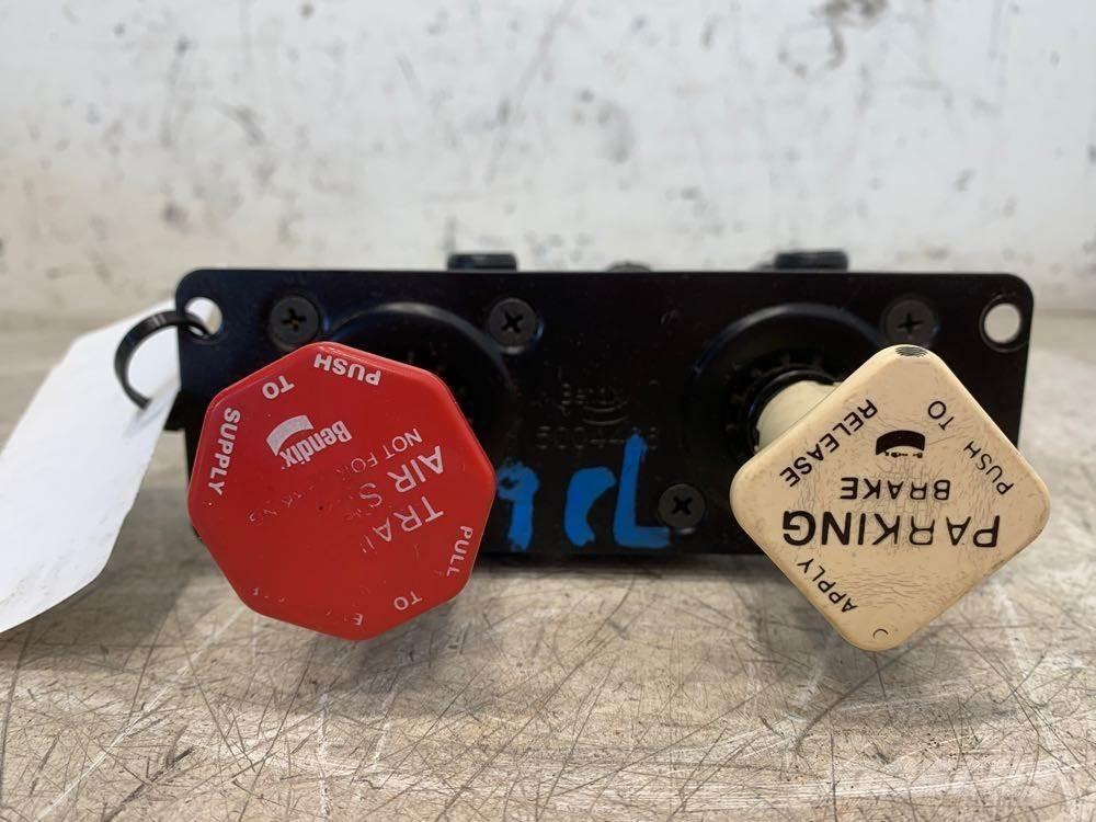 Volvo VNL Otros componentes