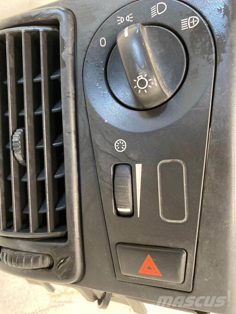 Volvo VNL Componentes electrónicos