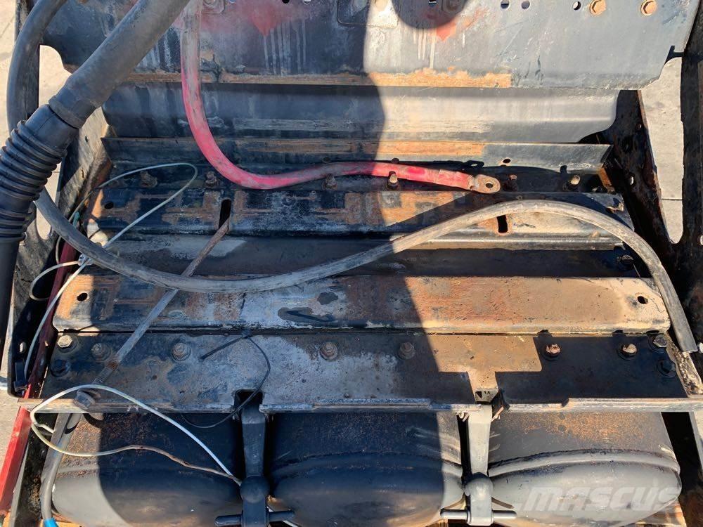 Volvo VNL Otros componentes