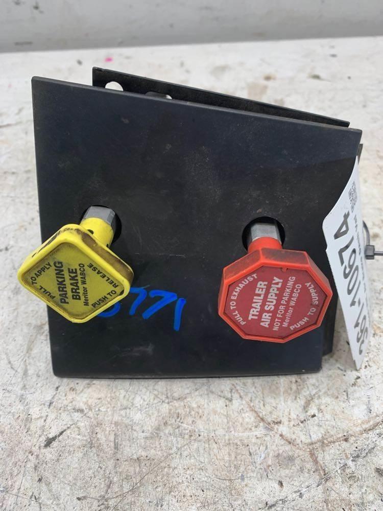 Volvo VNL Otros componentes