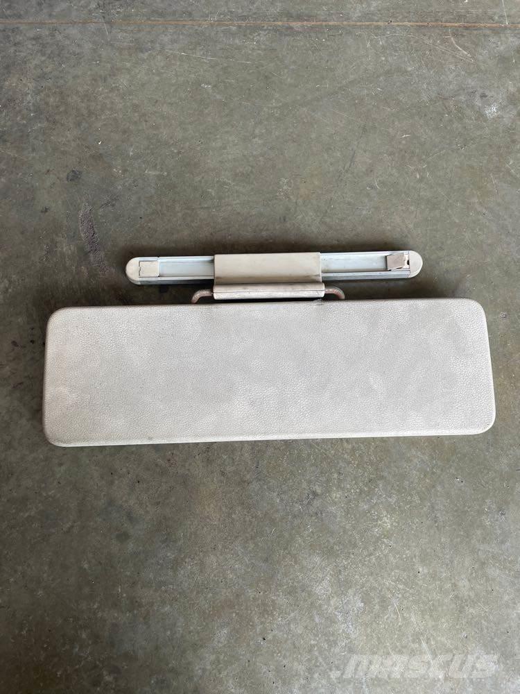 Volvo VNL Otros componentes