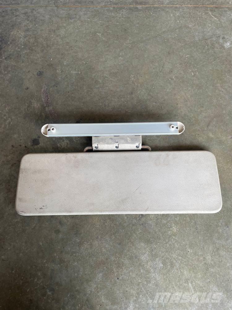 Volvo VNL Otros componentes