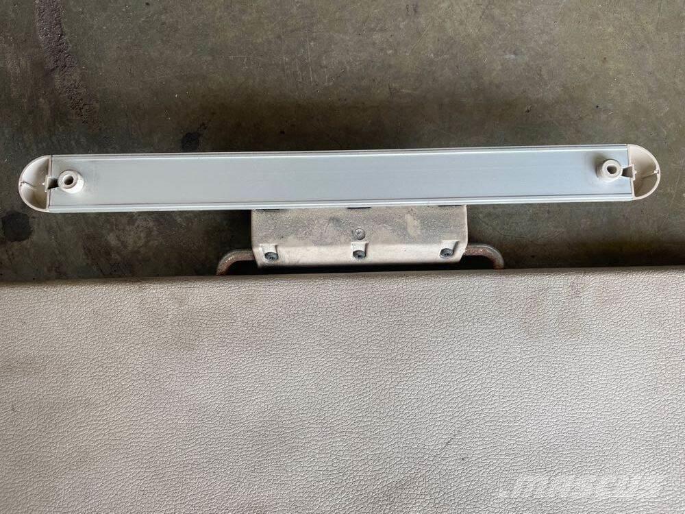 Volvo VNL Otros componentes