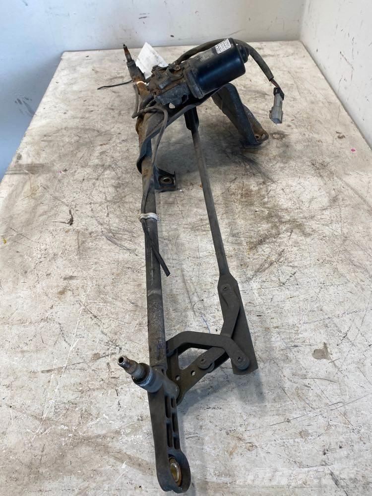 Volvo VNL Otros componentes