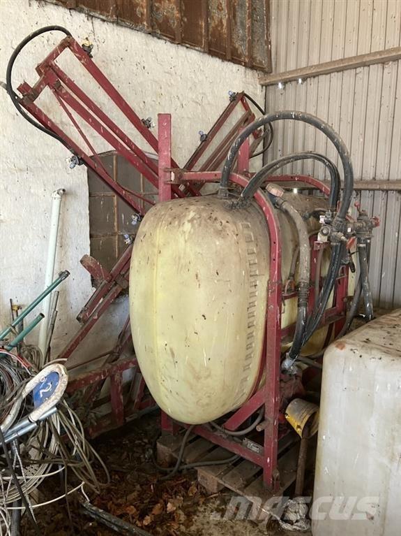 Hardi  Pulverizadores arrastrados