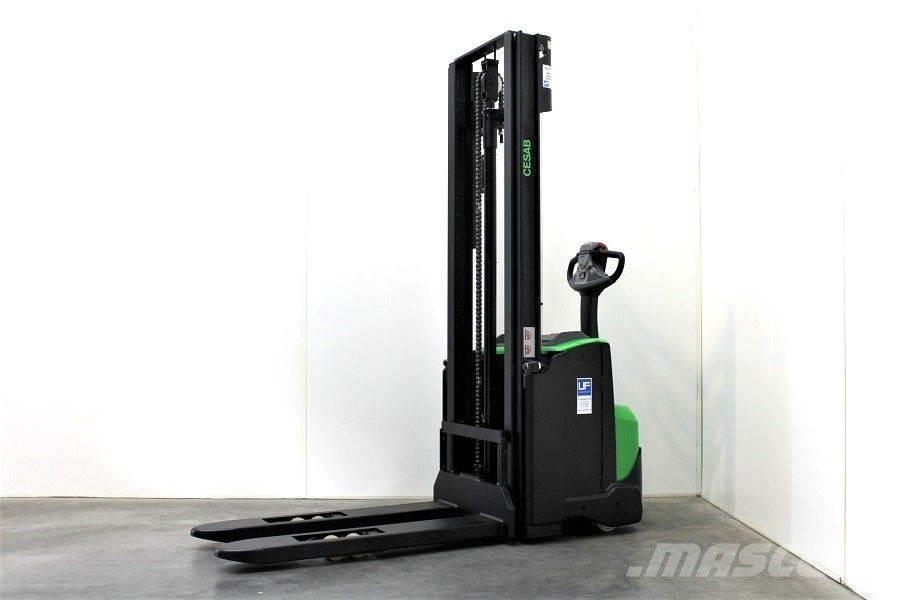 Cesab S 212 / 330 Montacargas manual