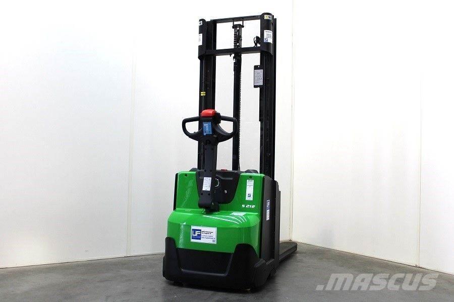 Cesab S 212 / 330 Montacargas manual