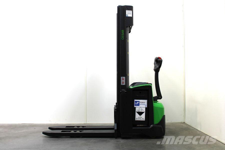 Cesab S 214 / 445 Montacargas manual