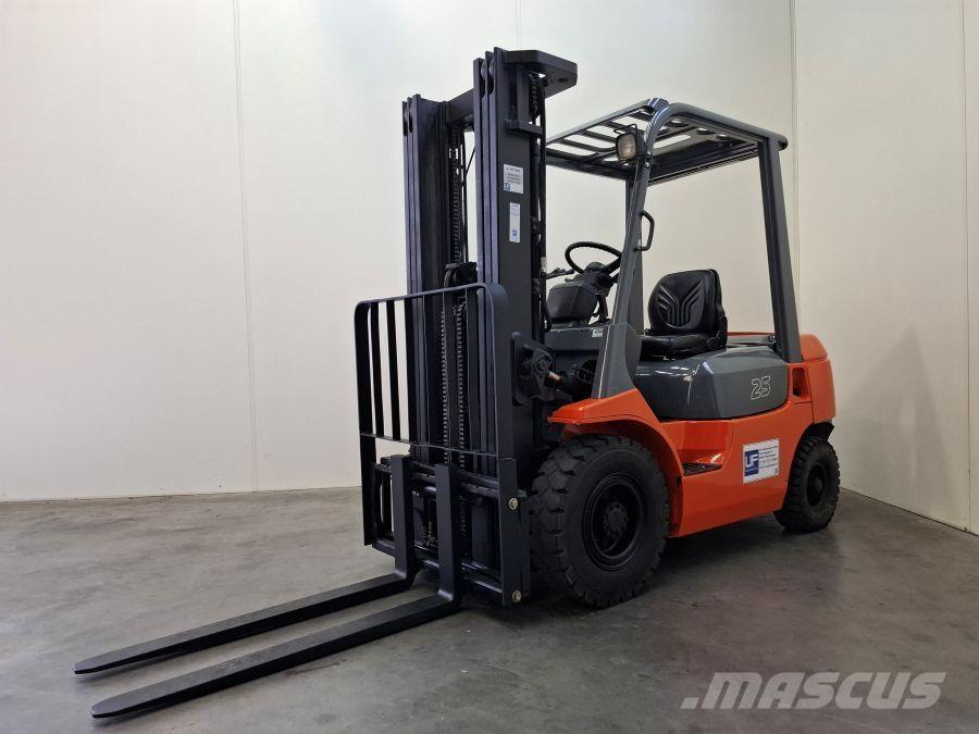 Toyota 62-7FDF25 Camiones diesel