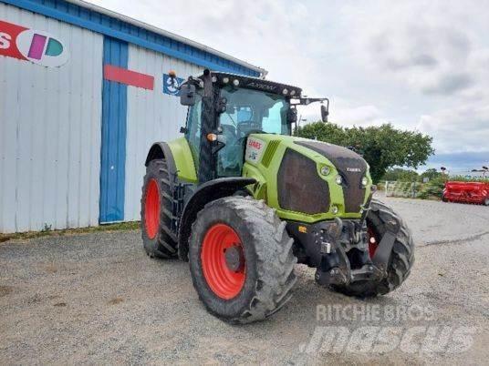 CLAAS AXION800 Tractores