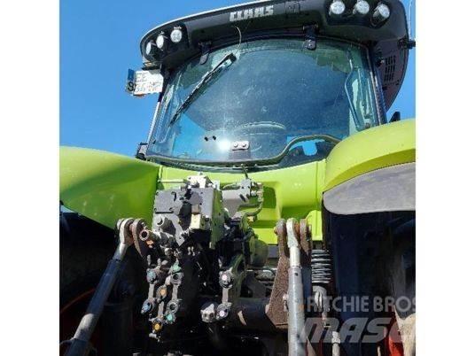 CLAAS AXION800 Tractores