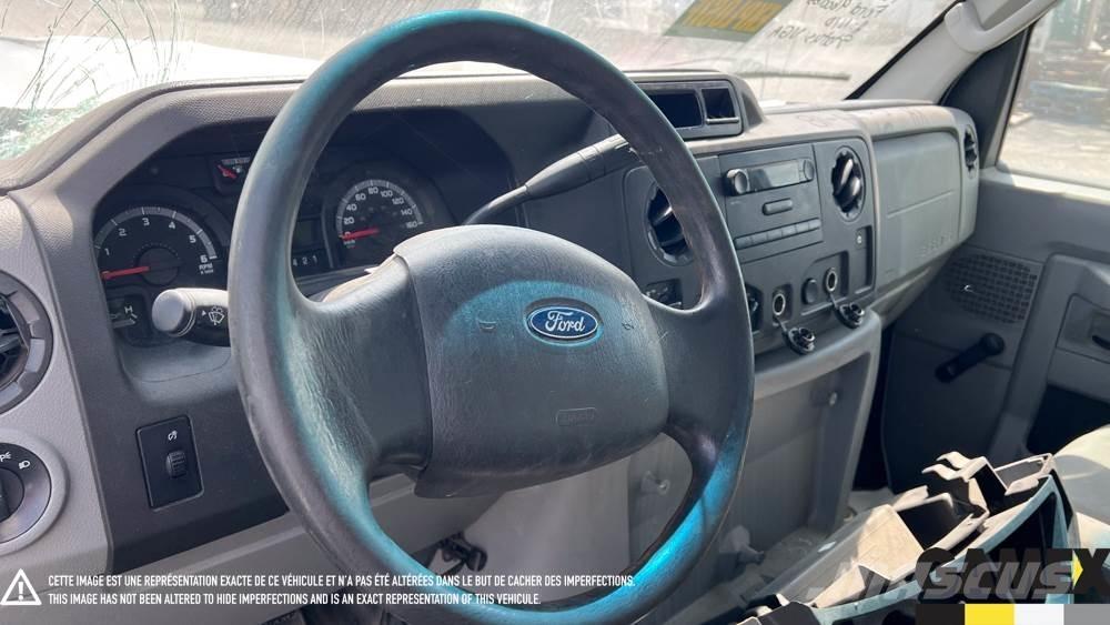 Ford E-450 Camiones tractor