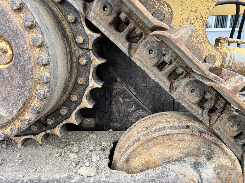 CAT D 7 H Buldozer sobre oruga