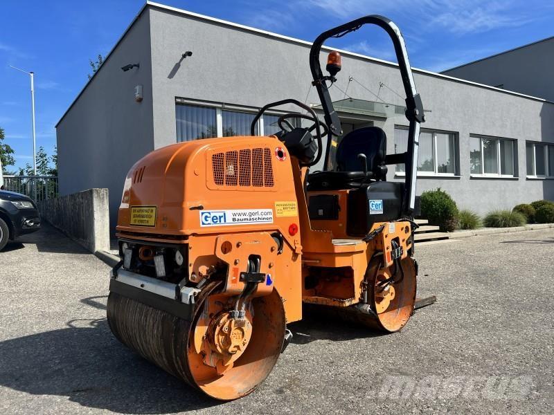 Dynapac CC 900 Rodillos de doble tambor