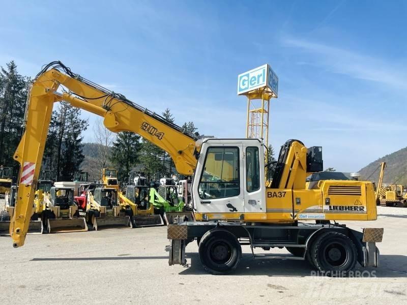 Liebherr A904 Manejadores de residuos industriales