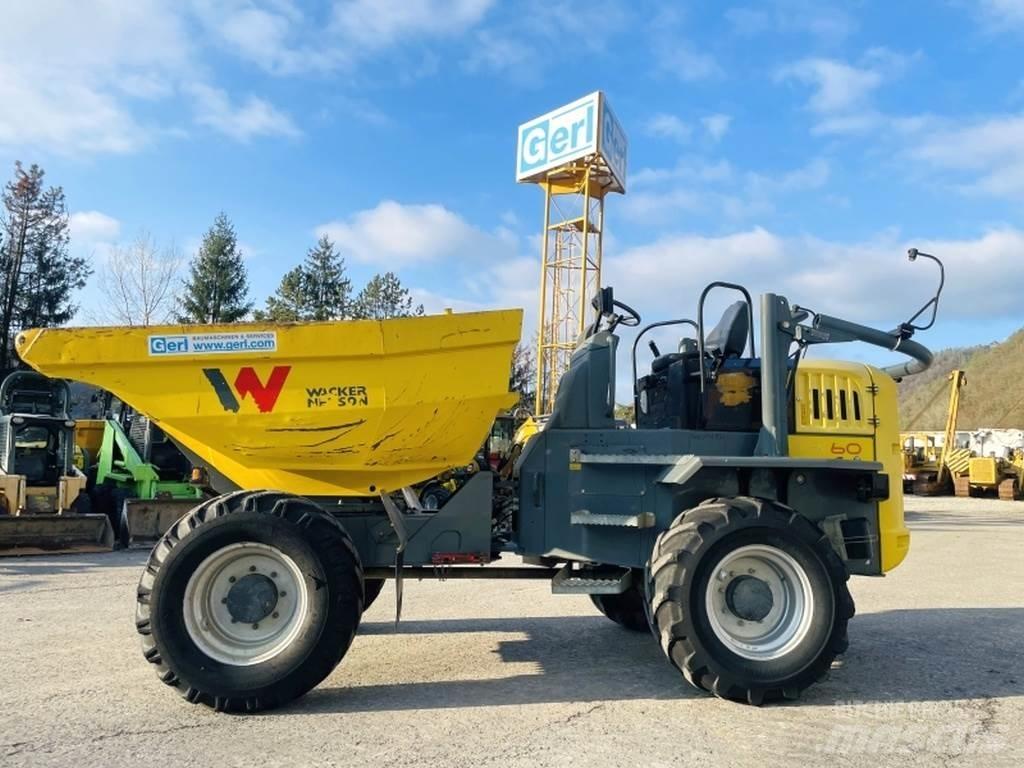 Neuson DW60 Vehículos compactos de volteo