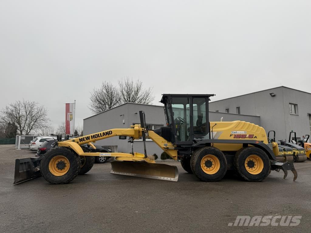 New Holland F 156.6 A Niveladoras