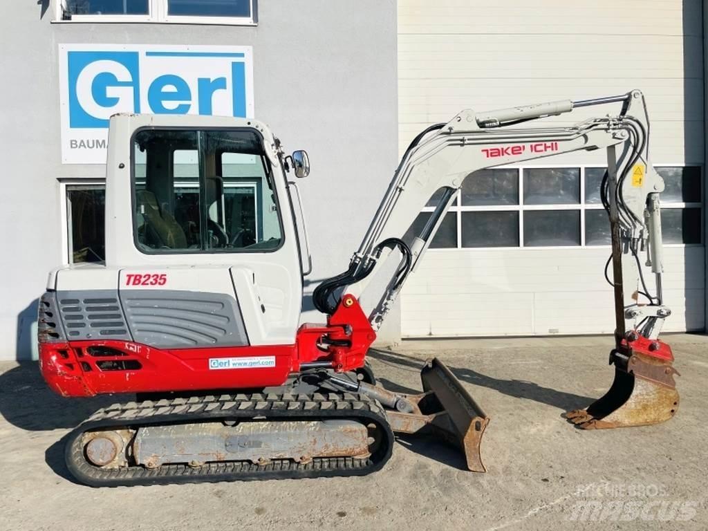 Takeuchi TB235 Miniexcavadoras