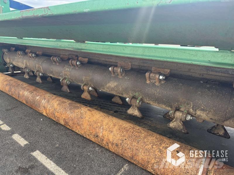 Desvoys DR4 Otras máquinas de jardinería y limpieza urbana