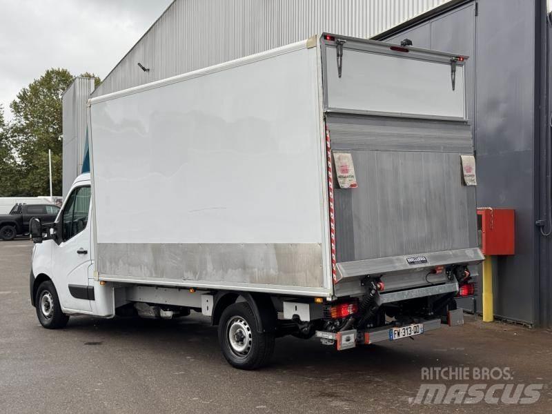 Renault Master Vehículos de caha cerrada