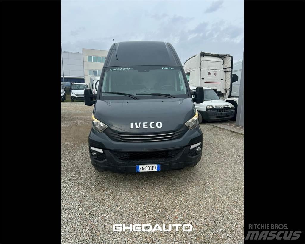 Iveco 35S16 Vehículos de caha cerrada