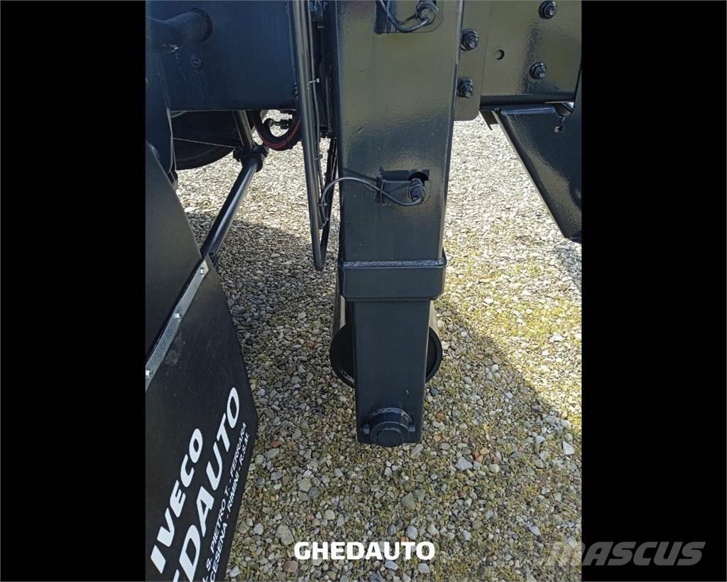 Iveco AS260S48Y/PS Camiones con caja de remolque