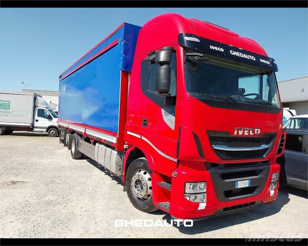 Iveco AS260SY Camiones con caja de remolque