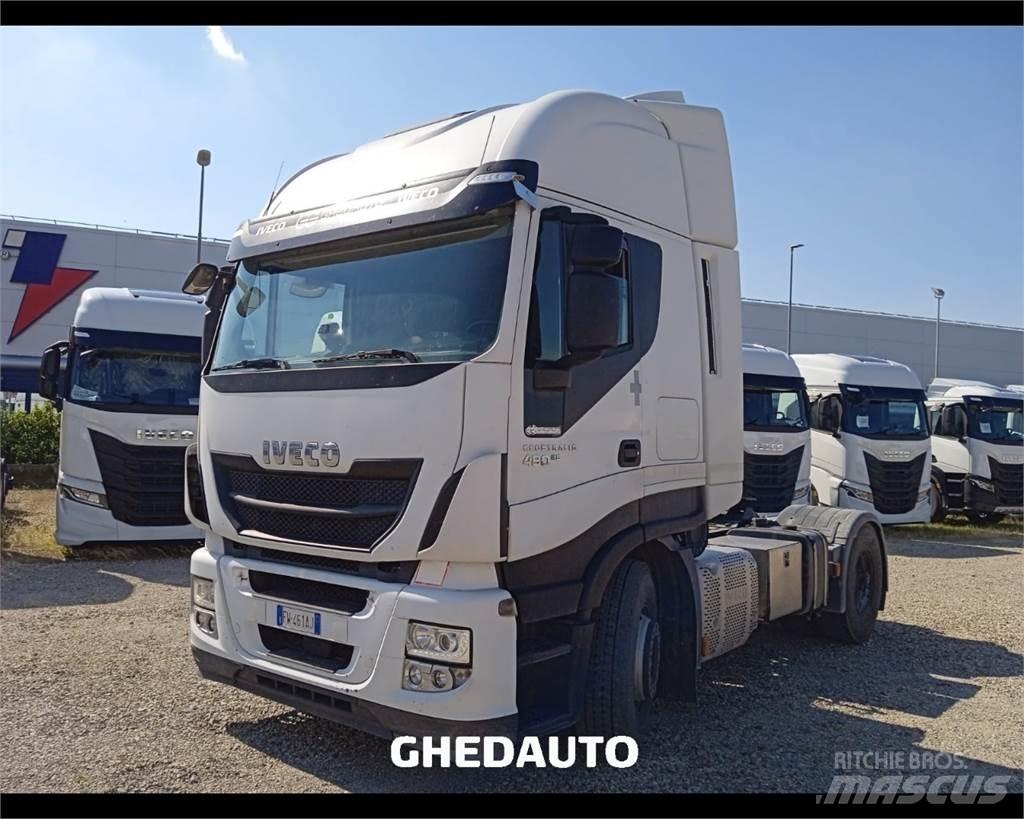 Iveco AS440S48 Camiones con caja de remolque