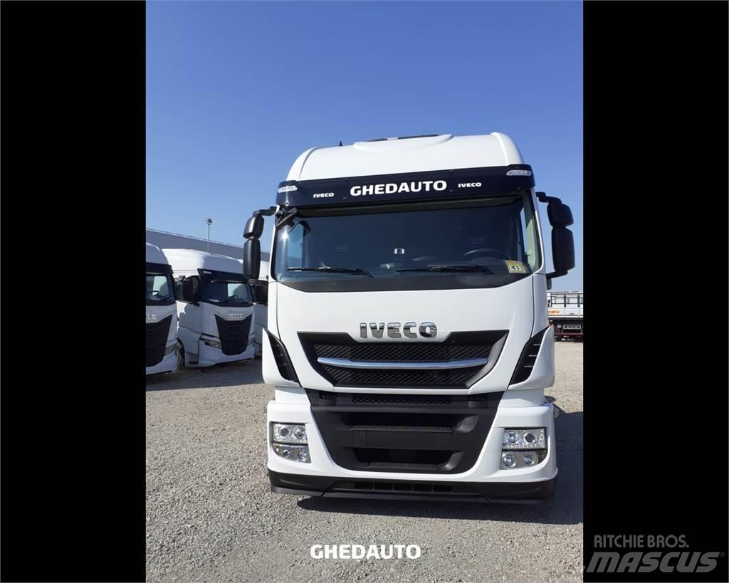 Iveco AS440S48 Camiones con caja de remolque