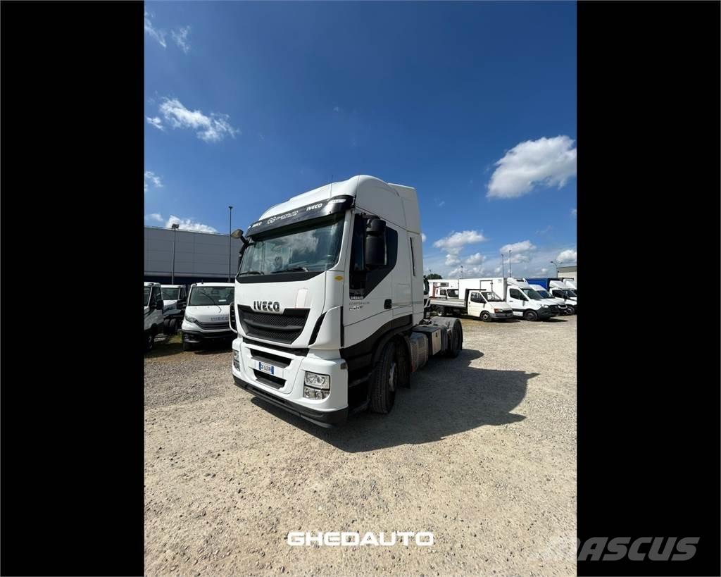 Iveco AS440S48T/P Camiones con caja de remolque