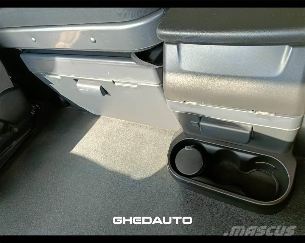 Iveco AS440S48T/P Camiones con caja de remolque