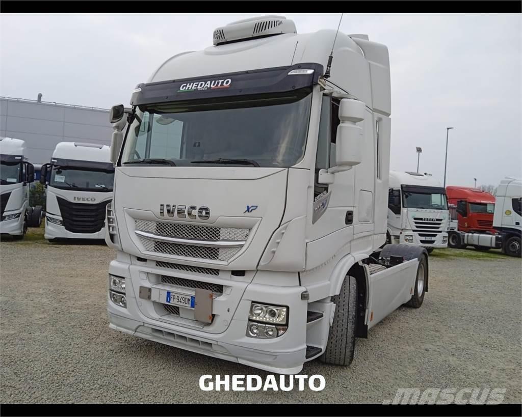 Iveco AS440ST/P Camiones con caja de remolque