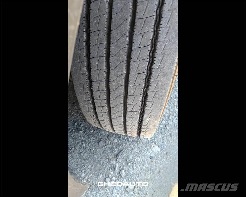 Iveco AS440ST/P Camiones con caja de remolque