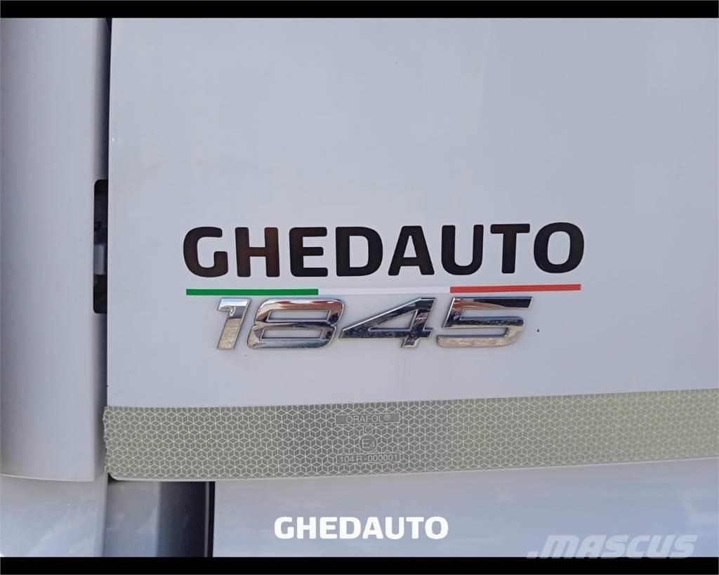 Mercedes-Benz ACTROS Camiones con caja de remolque