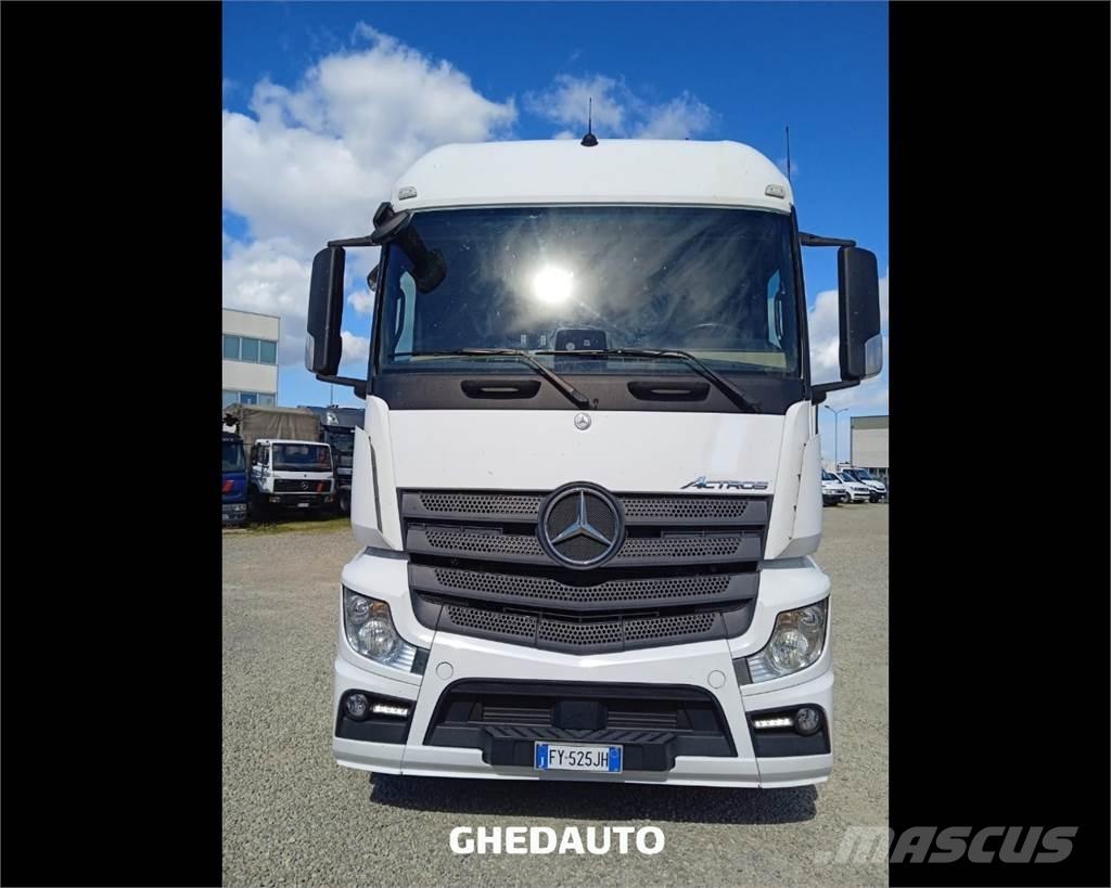 Mercedes-Benz ACTROS Camiones con caja de remolque