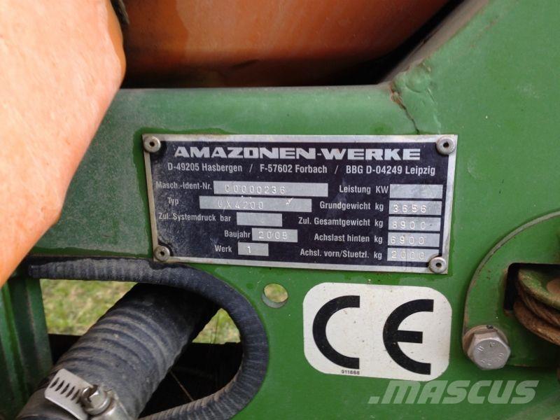 Amazone UX 4200 Pulverizadores arrastrados