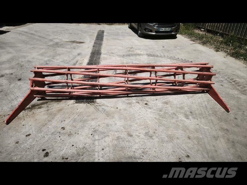 Kuhn  Otra maquinaria agrícola